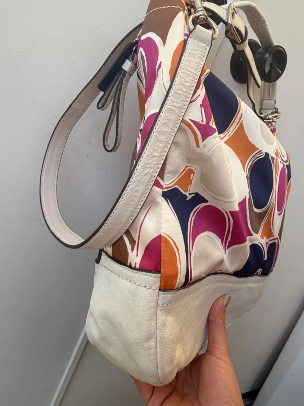 Coach Park Hand Drawn Scarf Print Hobo Bag - Style F23282